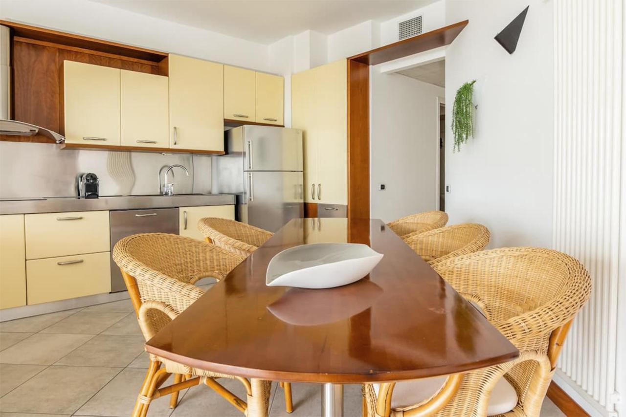 Apartamento Terrace On The Lake Oliveto Lario Exterior foto